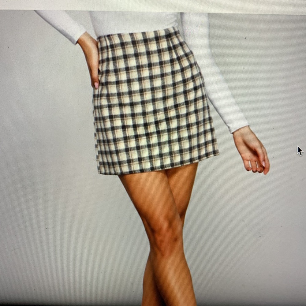 ❌sold❌windsor mini skirt BRAND NEW!!! - Picture 4 of 7